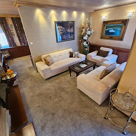 Geppetto アパートホテル ベオグラード