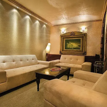 Geppetto Apart-hotel 4*